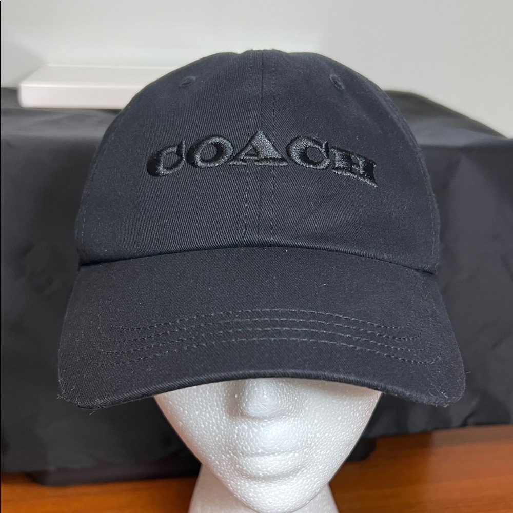 Coach Classic Black Cap
